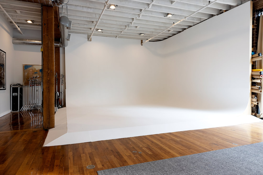 Cyclorama wall for Commercial and portrait Phototgraphy 